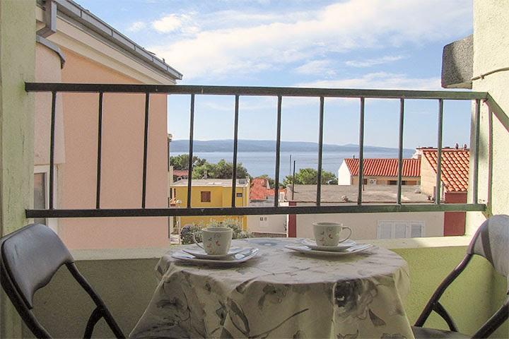 Apartmani Darinka Baška Voda Exteriör bild